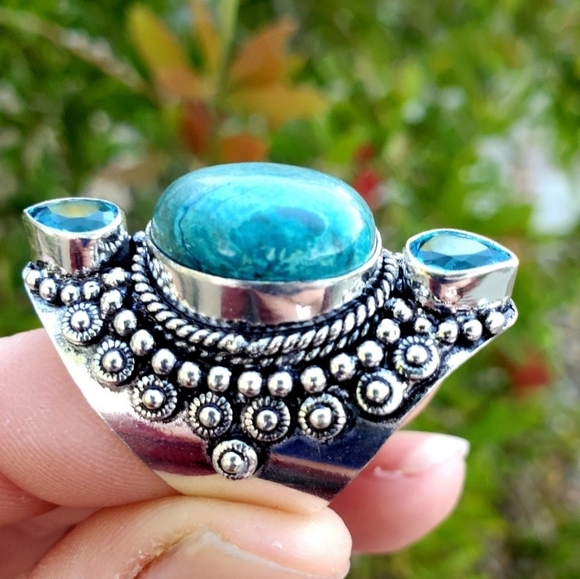New Chrysocolla and Blue Topaz 925 Silver Statement Ring. - Picture 5 of 16
